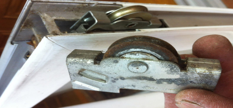 screen door roller repair in Sausalito